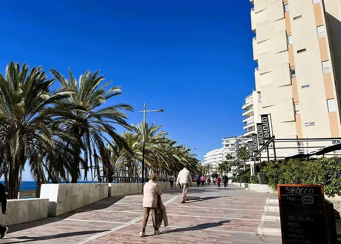 Center 4 Persones- 200m - . Parking Апартаменты