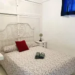 Center 4 Persones- 200m - . Parking