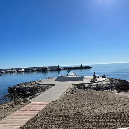 Center 4 Persones- Beach 200m - . Parking Marbella