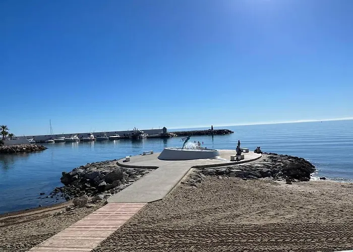 Center 4 Persones- 200m - . Parking Marbella