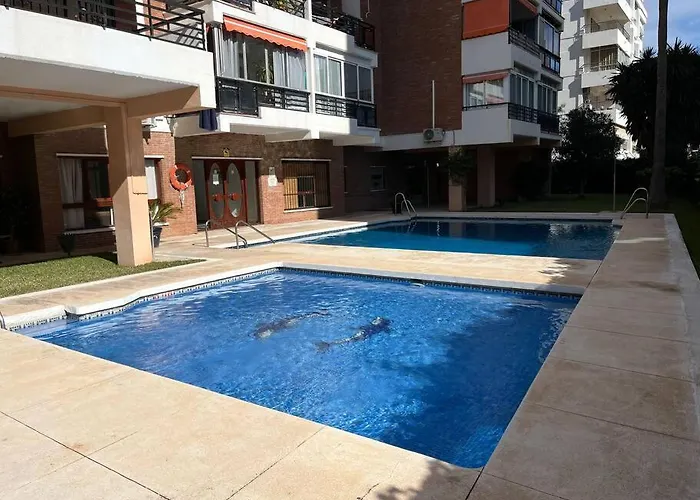 Apartament Center 4 Persones- 200m - . Parking Marbella