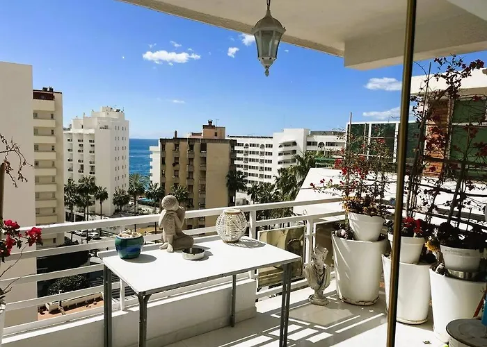 Apartament Center 4 Persones- 200m - . Parking *