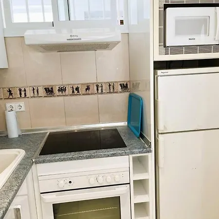 Center 4 Persones- 200m - . Parking Apartment