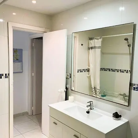 Center 4 Persones- 200m - . Parking Marbella